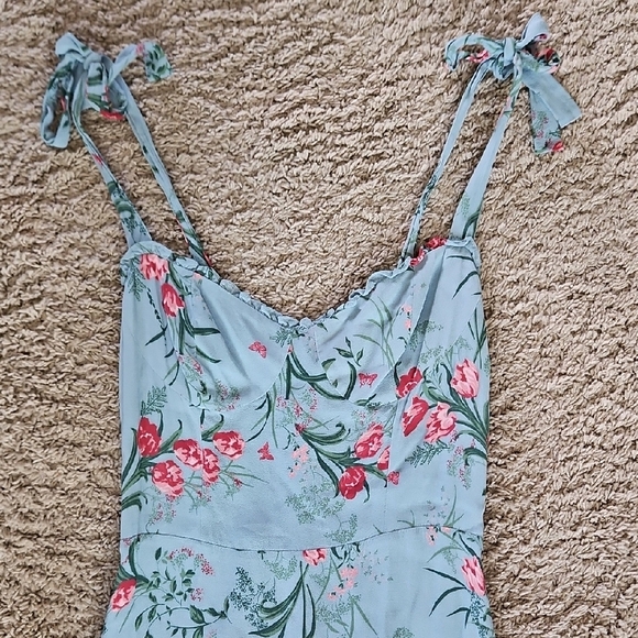 Reformation Nikita Midi Dress In Leona Floral Blue - Picture 7 of 12